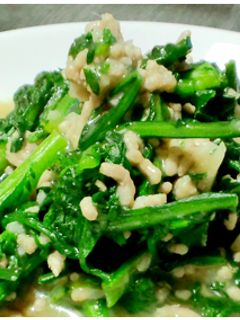春菊と豚挽肉の炒め物-レシピのメイン写真
