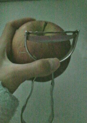 リンゴの皮剥き-レシピのメイン写真