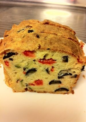 白ワインによくあう♪ケークサレ-レシピのメイン写真