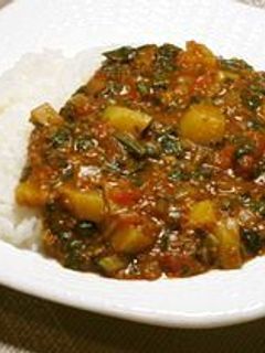 トマト缶で作る☆ホウレン草のキーマカレー-レシピのメイン写真