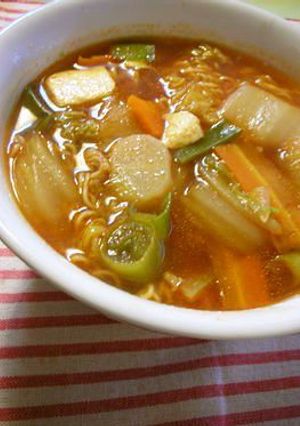 お鍋の締めにも！辛ウマ！ラーメン！！-レシピのメイン写真