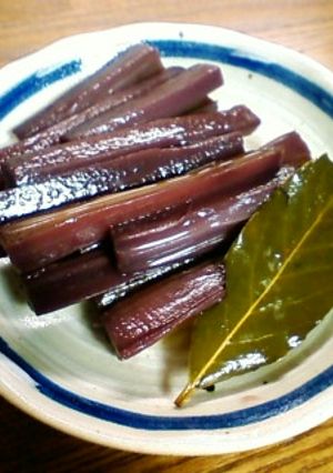 おつまみに♪セロリの赤ワイン煮♪-レシピのメイン写真
