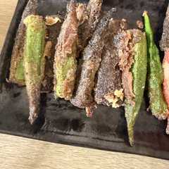 รูปของ オクラの唐揚げ