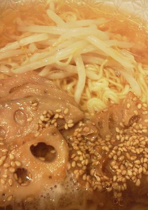 食感を楽しむ醤油ラーメン-レシピのメイン写真