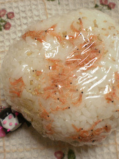 和風の干しエビおにぎり♥-レシピのメイン写真