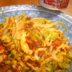 รูปของ 簡単♪キャベツ＆まぐろフレーク炒め♪