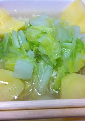 野菜食べよう豚骨ラーメン-レシピのメイン写真