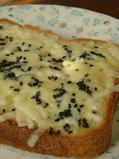 超簡単!欲張りな塩バタートースト★゛-レシピのメイン写真