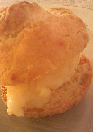シュークリーム：水と薄力粉で作るシュー皮-レシピのメイン写真