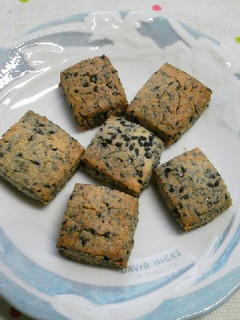 サクサク厚焼き☆香る胡麻クッキー♪-レシピのメイン写真