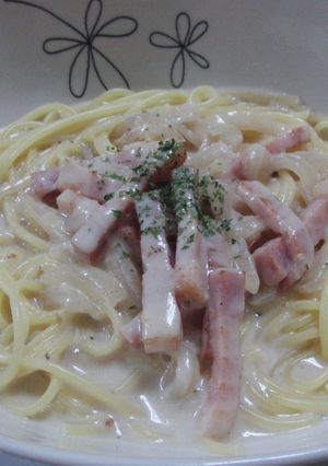 残ったシチューｄｅカルボ風クリームパスタ-レシピのメイン写真