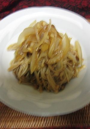 ルクエ♡エノキと玉ねぎの煮物-レシピのメイン写真