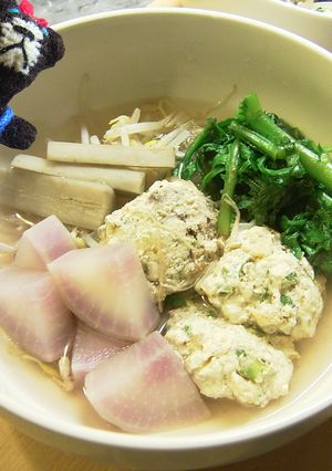 鶏団子、お鍋でころころ、食べるとふわふわ-レシピのメイン写真