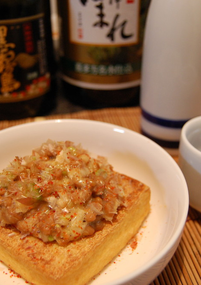肴に。厚揚げ焼きのネギ味噌納豆のっけ-レシピのメイン写真