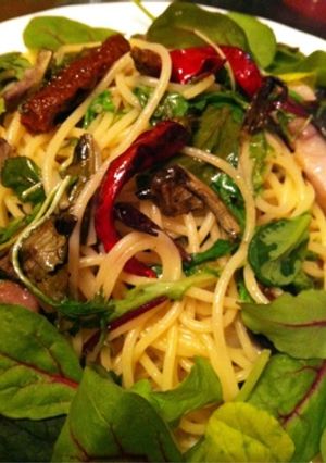 豚肉とベビーリーフのパスタ-レシピのメイン写真