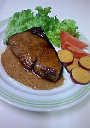 激旨絶品！ぶりステーキ赤ワインソースがけ-レシピのメイン写真