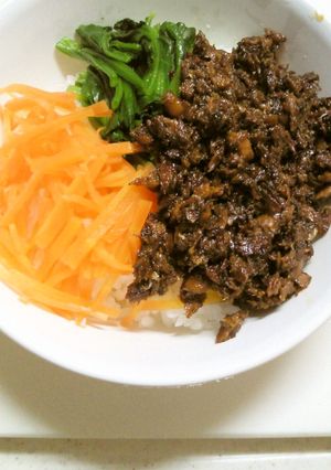 さんまの蒲焼缶でそぼろ丼♪-レシピのメイン写真