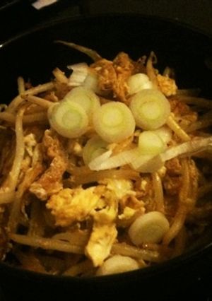 【貧乏飯】もやしと卵のテキトー炒め-レシピのメイン写真