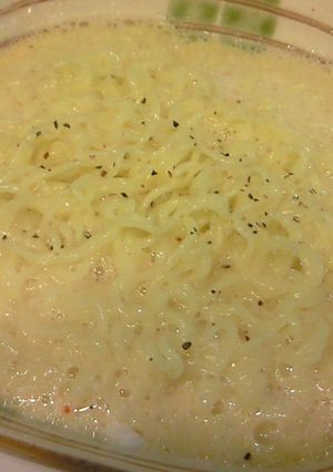塩ラーメンのカルボナーラ風-レシピのメイン写真