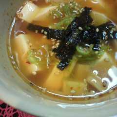 รูปของ キムチ鍋の素で簡単ほっこり豆腐スープ☆