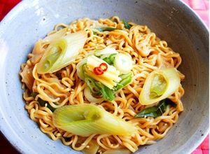✿懐かしの味~ねぎ生姜の焼きラーメン風✿-レシピのメイン写真