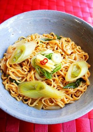 ✿懐かしの味~ねぎ生姜の焼きラーメン風✿-レシピのメイン写真