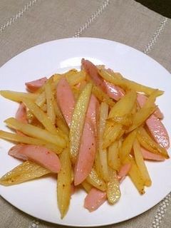 魚肉ソーセージとジャガイモのオイマヨ炒め-レシピのメイン写真