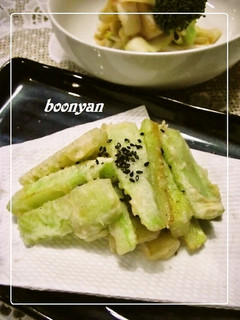 ブロッコリーの茎はやっぱ天ぷらでしょ~♬-レシピのメイン写真