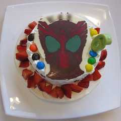 รูปของ 仮面ライダーオーズのキャラチョコケーキ