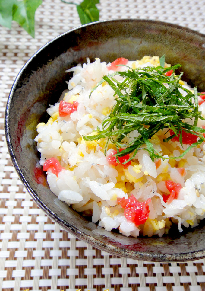 あとひく旨さ！大葉･しらす･梅ご飯-レシピのメイン写真