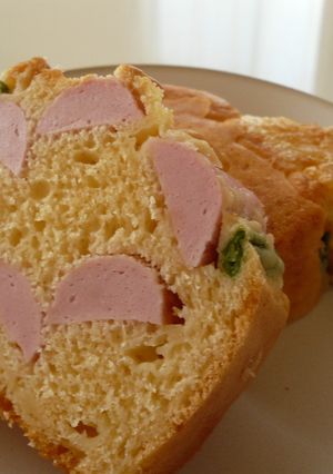 おさかなのソーセージでケーク・サレ-レシピのメイン写真