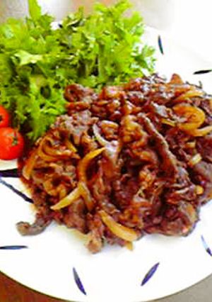 (*≧∀≦)_／牛肉・玉ねぎのソース絡め-レシピのメイン写真