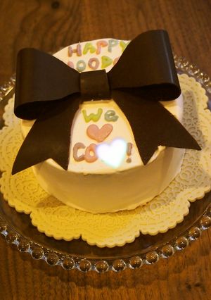 ケーキにチョコリボンデコレーション☆-レシピのメイン写真
