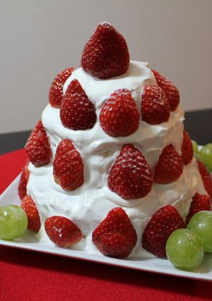 ふわふわスポンジでクリスマスツリーケーキ-レシピのメイン写真