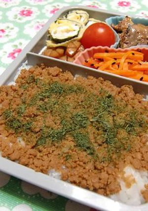お弁当に❤鶏そぼろ青海苔ごはん-レシピのメイン写真