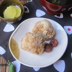 糸こんにゃくと油揚げのおにぎり-レシピのメイン写真