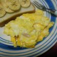 生ハムととろけるチーズのオムレツ