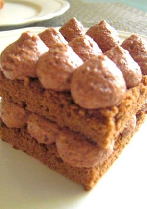 ココアスポンジ☆チョコクリームケーキ-レシピのメイン写真