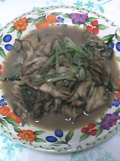 カキとまいたけと水菜のバターしょうゆ炒め-レシピのメイン写真