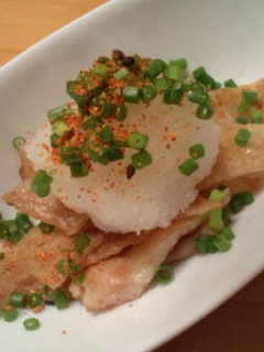捨てないでね!鶏皮de簡単おつまみ-レシピのメイン写真