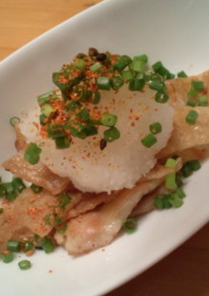 捨てないでね！鶏皮de簡単おつまみ-レシピのメイン写真