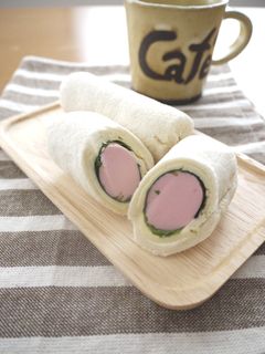 魚肉ソーセージの和風ロールサンドイッチ-レシピのメイン写真