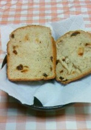 HB★全粒粉入りレーズンミルク食パン♪-レシピのメイン写真