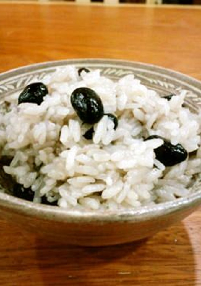 黒豆煮のリメイク♡黒豆ごはん-レシピのメイン写真