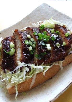 名古屋発！どえりゃーうめぇ味噌カツパン-レシピのメイン写真