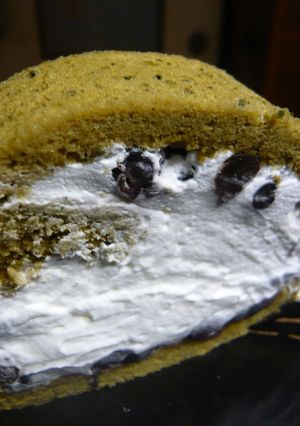 小豆＆生クリームの抹茶ロールケーキ-レシピのメイン写真