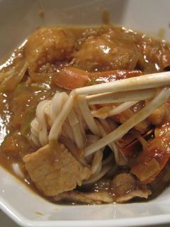 残ったお雑煮とおせちが変身!カレーうどん-レシピのメイン写真
