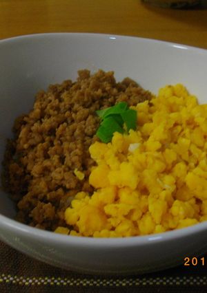 簡単！二色そぼろ丼☆-レシピのメイン写真