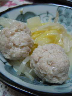 鍋にもok☆レンジでえのきin鶏団子☆-レシピのメイン写真