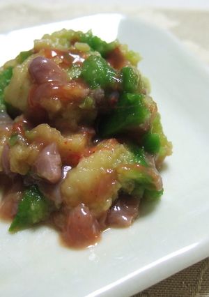 ご飯もすすむ　アボカドの酒盗和え-レシピのメイン写真